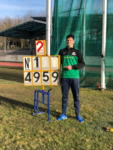 LOS ATLETAS NAVARROS SIGUEN BATIENDO RÉCORDS